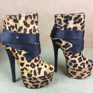 London Trash Leopard Ankle Heel Booties